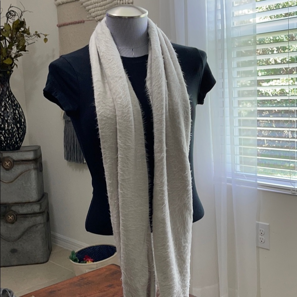 Infinity Scarf - Picture 2 of 3
